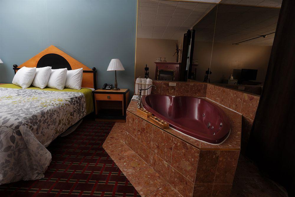 Belmont Inn Садбери Экстерьер фото