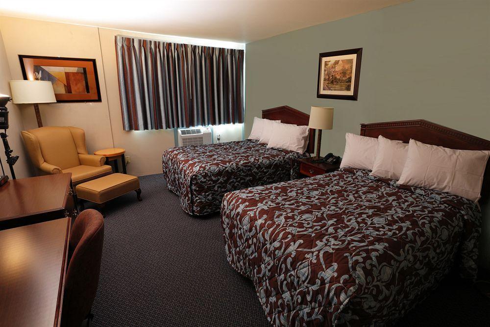 Belmont Inn Садбери Экстерьер фото